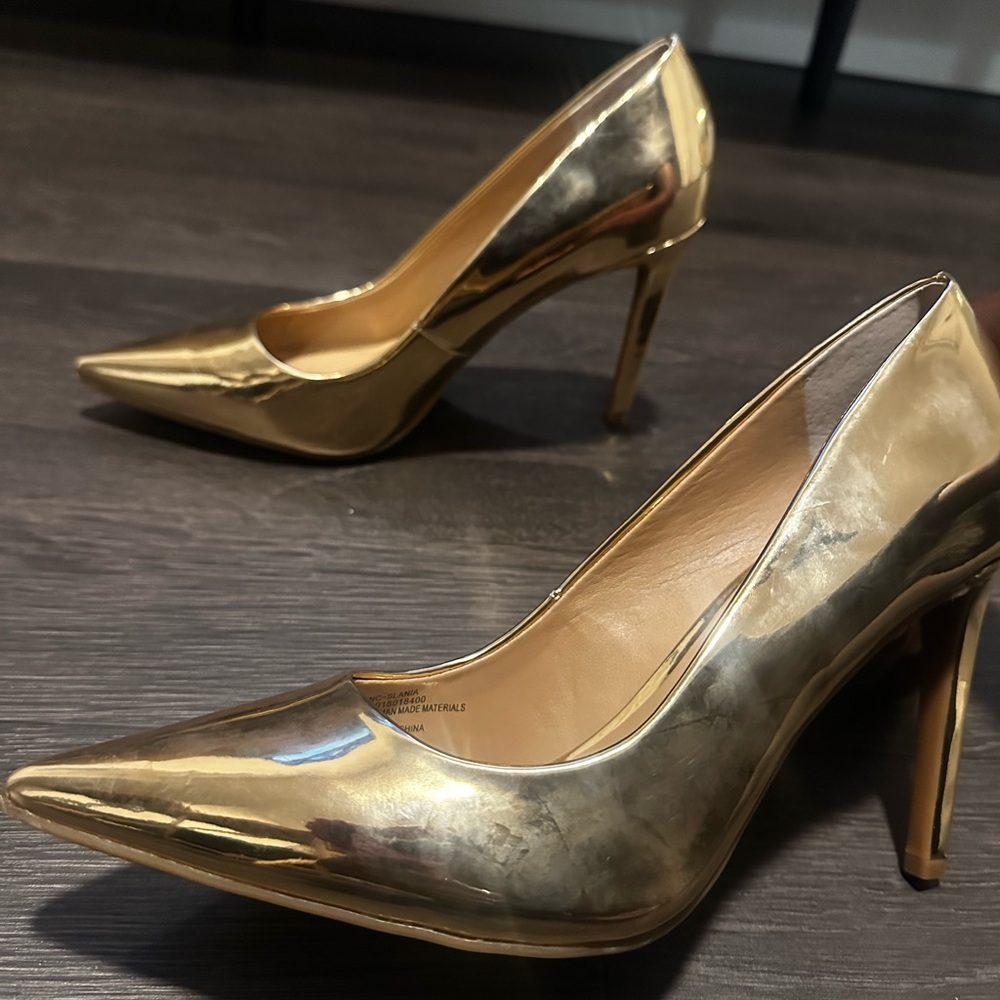 Elegant Gold Women's Heels